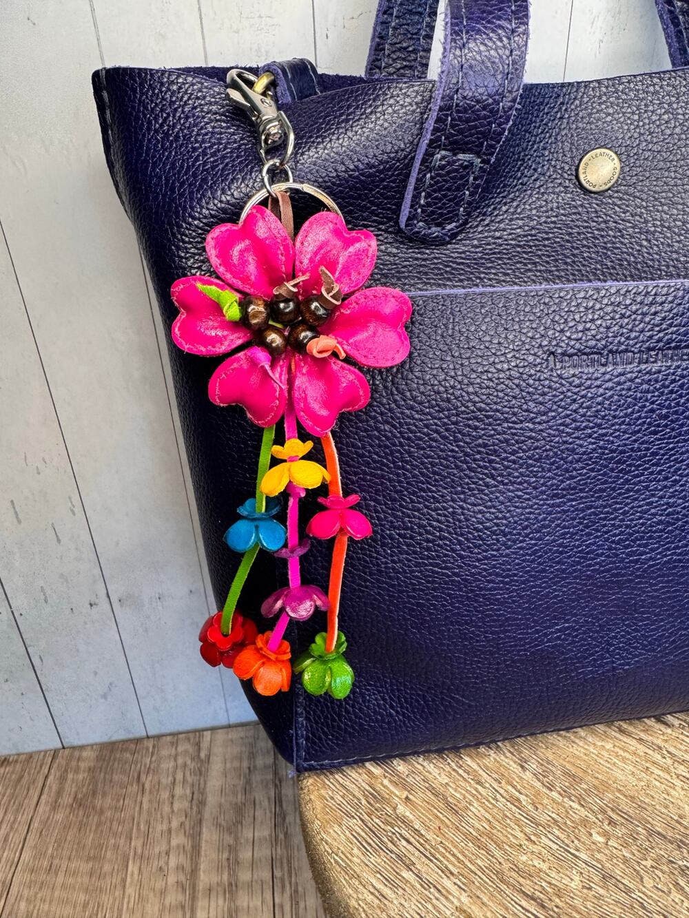 Pink Daisy Flower Leather Bag Charm Genuine Leather Purse Crossbody Keychain NEW